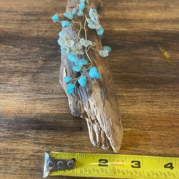 Hand Crafted Drifrtwood Wall Decor Shell Embellished 10” - Picture 6 of 8